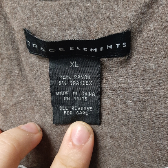 Sleeveless Embroidered Grace Elements Dress - Picture 3 of 7